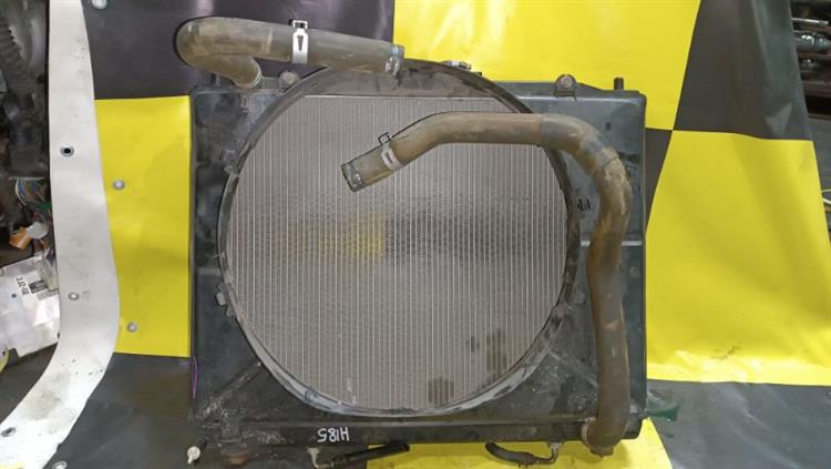 Радиатор основной Мицубиси Паджеро в Биробиджане 105204