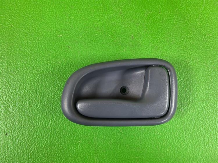 Дверь Тойота Ноах в Биробиджане 111572