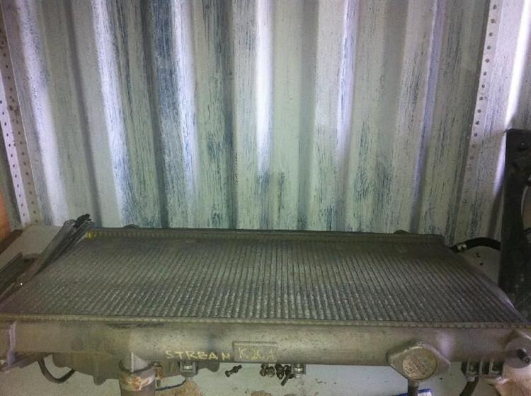 Радиатор основной Хонда Стрим в Биробиджане 11962