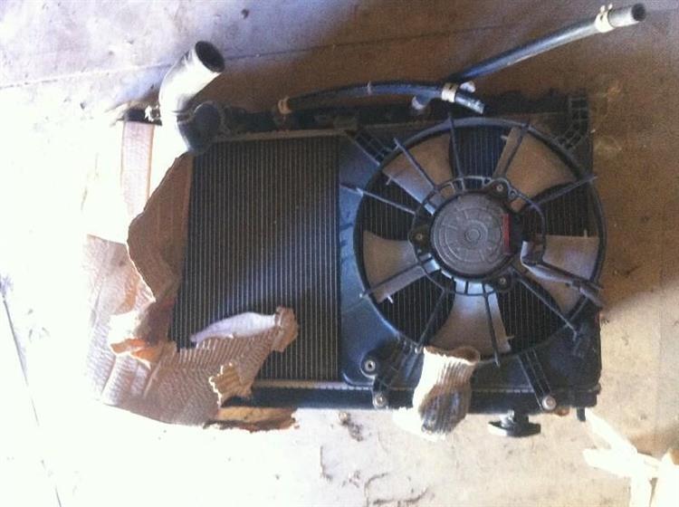 Радиатор основной Хонда Фит в Биробиджане 1288