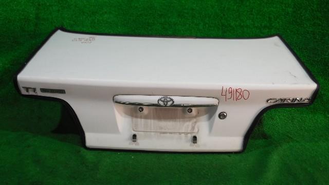 Крышка багажника Тойота Карина в Биробиджане 235380