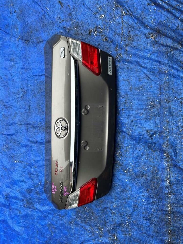 Крышка багажника Тойота Премио в Биробиджане 240654