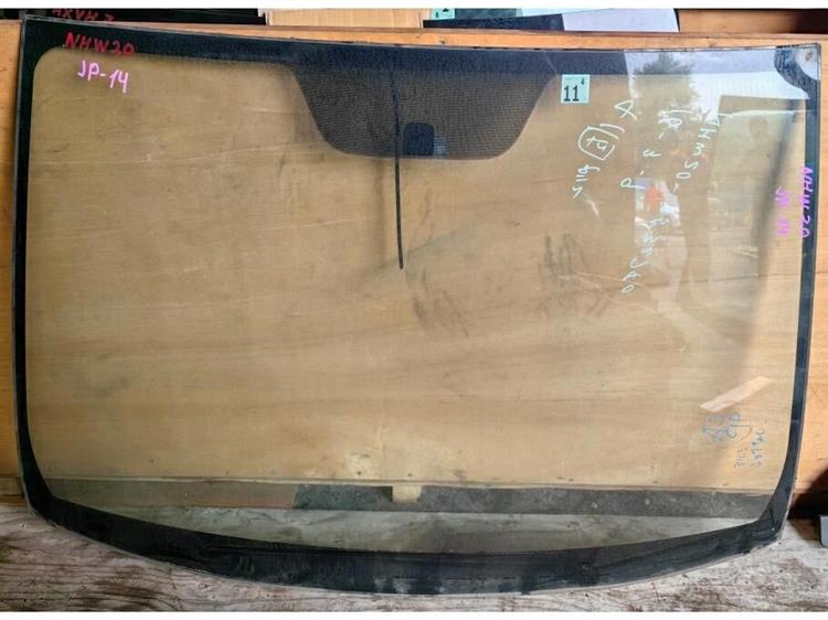 Лобовое стекло Тойота Приус в Биробиджане 249558