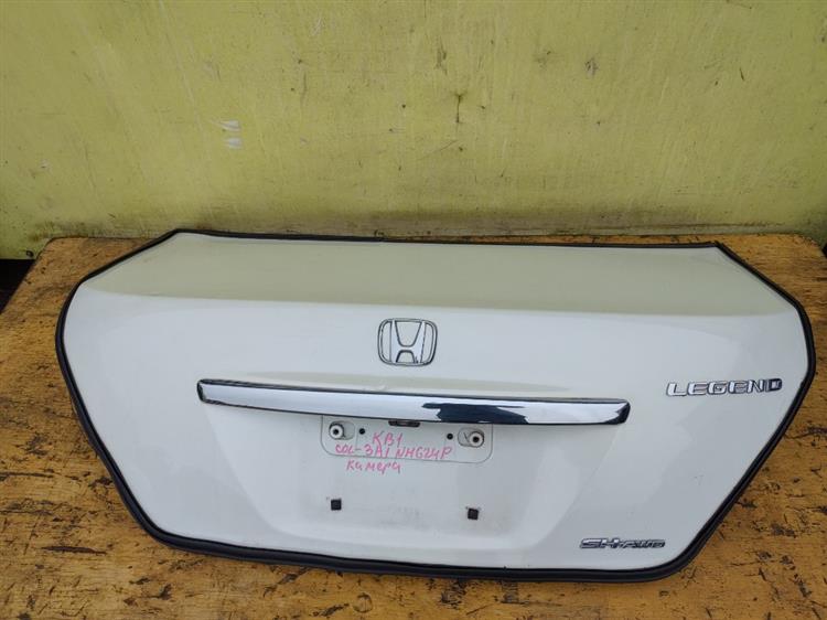 Крышка багажника Хонда Легенд в Биробиджане 44600