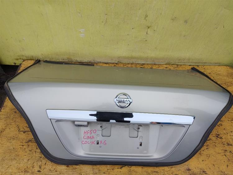 Крышка багажника Ниссан Сима в Биробиджане 44601