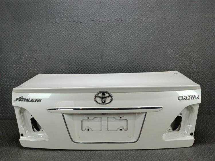 Крышка багажника Тойота Краун в Биробиджане 453901