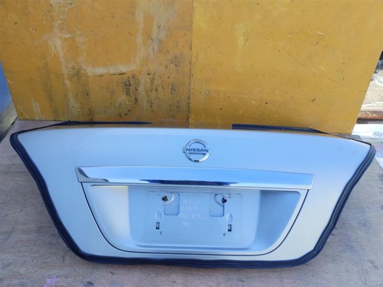 Крышка багажника Ниссан Сима в Биробиджане 50877