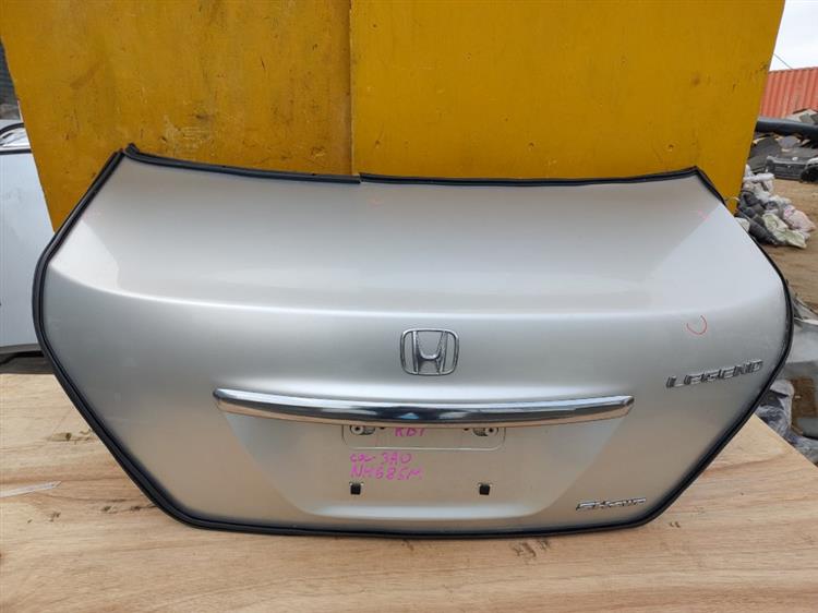 Крышка багажника Хонда Легенд в Биробиджане 51267