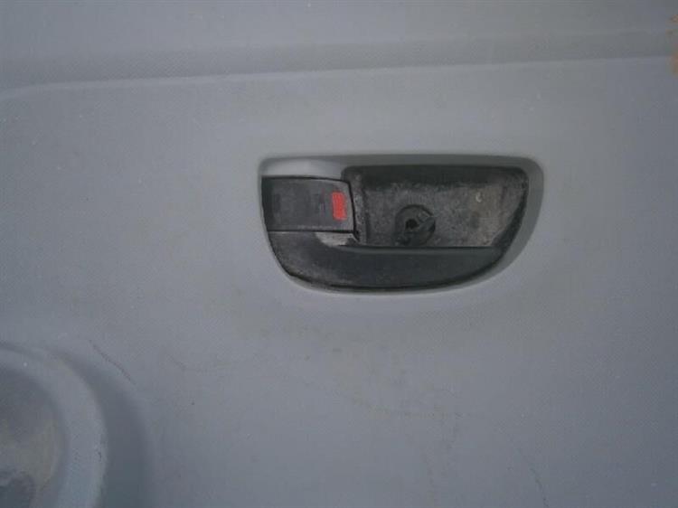 Дверь Тойота Аква в Биробиджане 66088