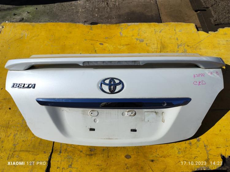 Крышка багажника Тойота Белта в Биробиджане 66395