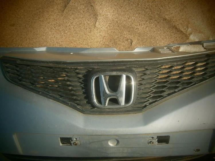 Решетка радиатора Хонда Фит в Биробиджане 70674