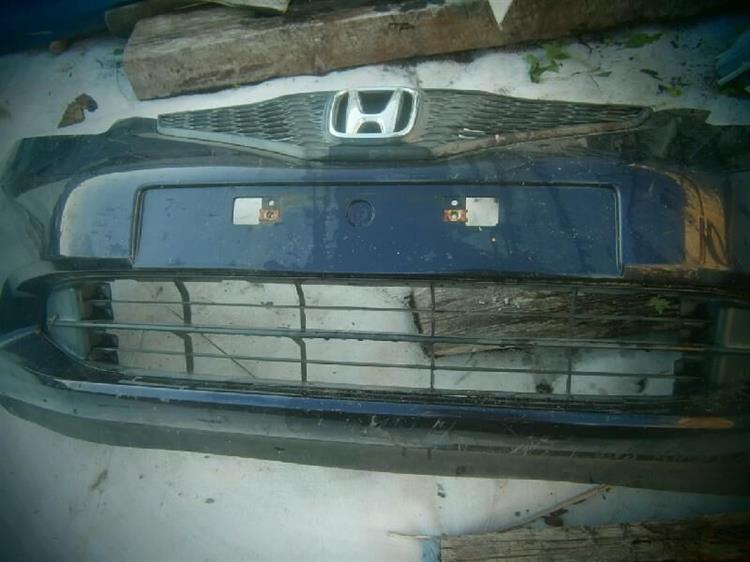Решетка бампера Хонда Фит в Биробиджане 72970
