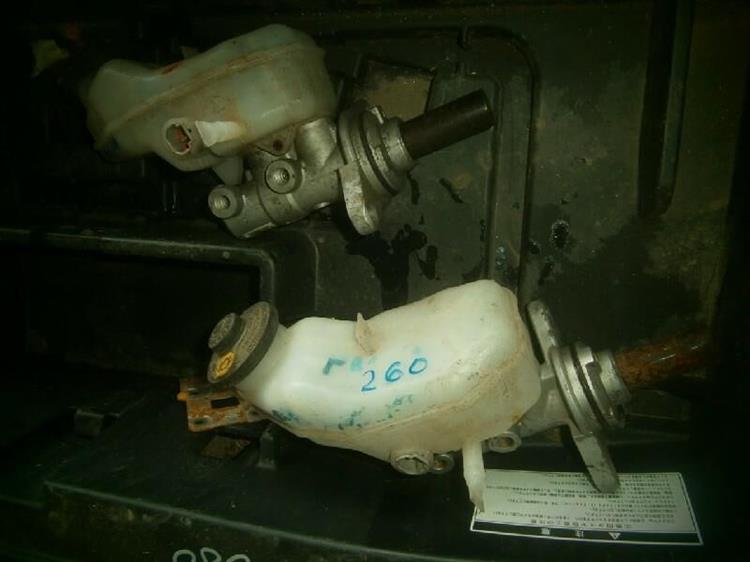 Главный тормозной цилиндр Тойота Премио в Биробиджане 73101