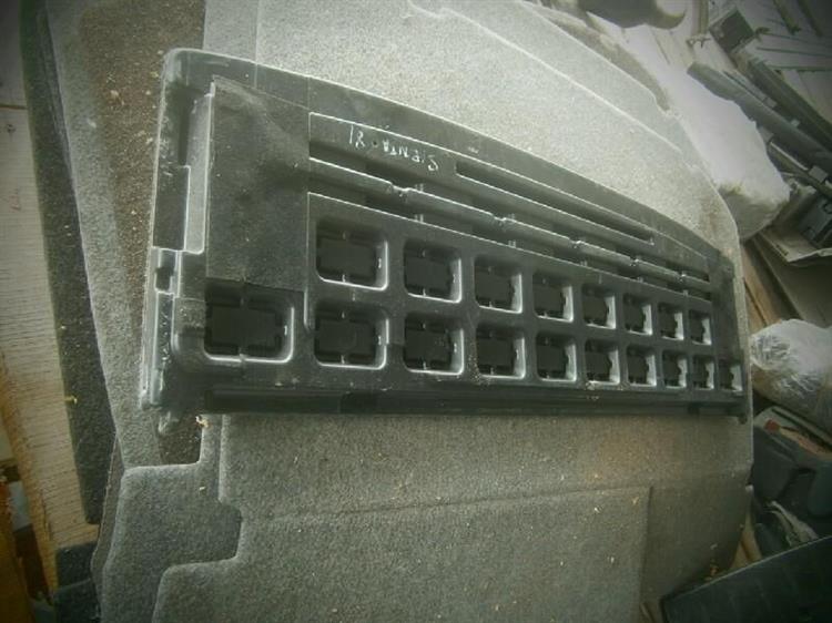 Полка багажника Тойота Сиента в Биробиджане 77566