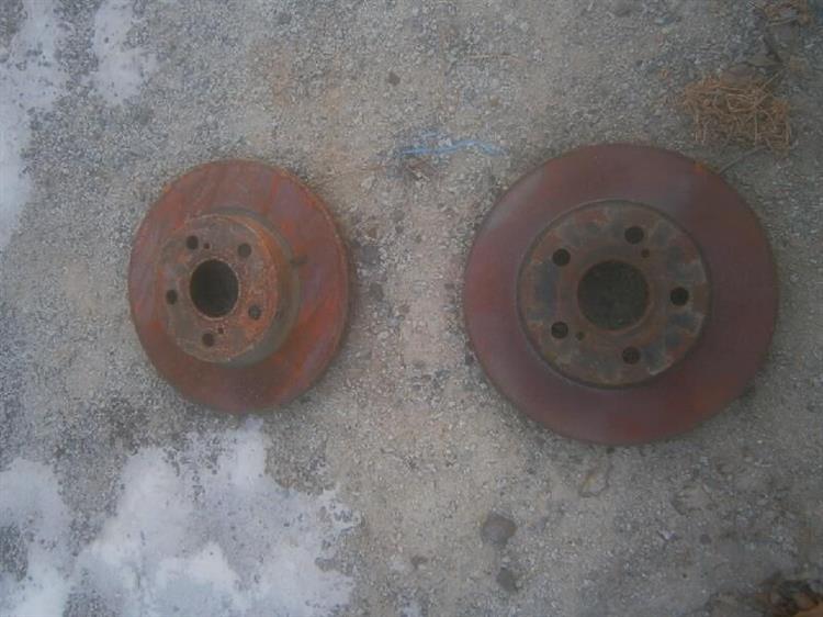 Тормозной диск Тойота Приус в Биробиджане 81558