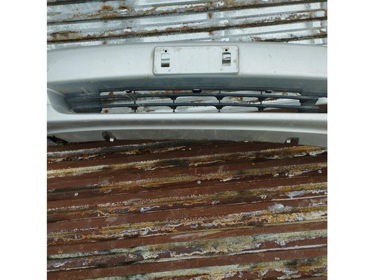 Решетка радиатора Тойота Платц в Биробиджане 91565